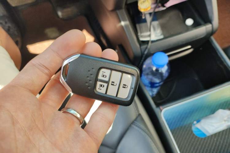 Used Honda Odyssey 2018 2.4L Smart Edition Vehicle Key