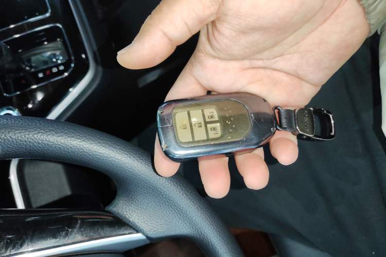 Used Honda Odyssey 2018 2.4L Luxury Edition Vehicle Key