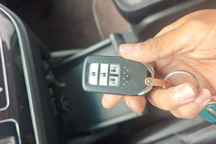 Used Honda Odyssey 2018 2.4L Luxury Edition Vehicle Key
