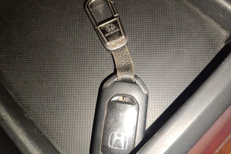 Used Honda Odyssey 2018 2.4L Luxury Edition Vehicle Key
