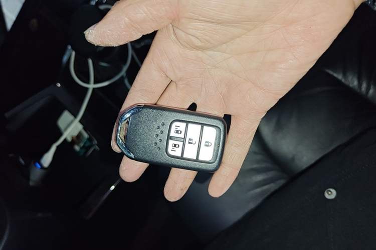 Used Honda Odyssey 2018 2.4L Smart Edition Vehicle Key