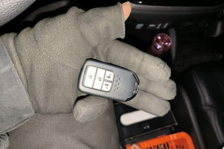 Used Honda Odyssey 2018 2.4L Luxury Edition Vehicle Key