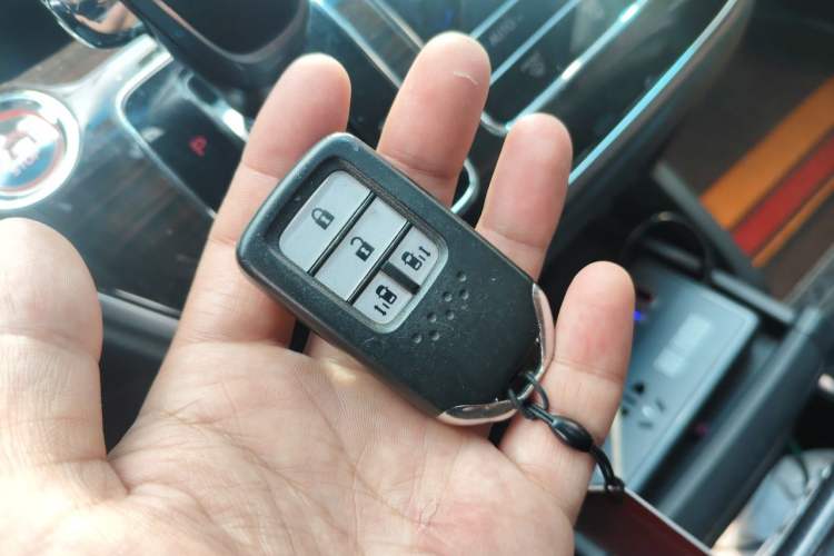 Used Honda Odyssey 2018 2.4L Luxury Edition Vehicle Key