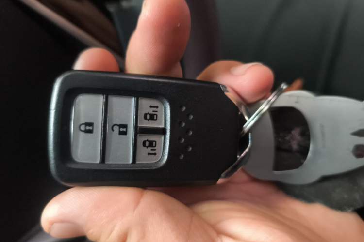 Used Honda Odyssey 2018 2.4L Smart Edition Vehicle Key