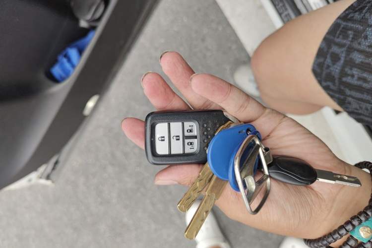 Used Honda Odyssey 2018 2.4L Smart Edition Vehicle Key