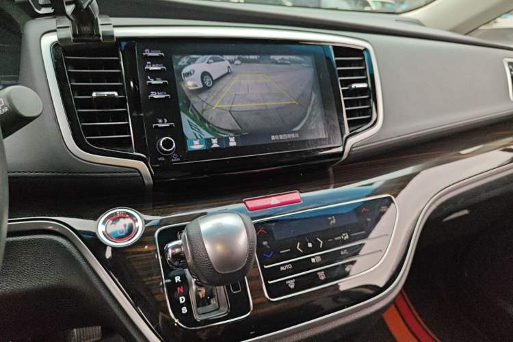Used Honda Odyssey 2019 2.0L Rui-Zunxiang Edition Audio And AC Panel