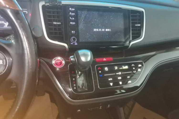 Used Honda Odyssey 2019 2.0L Rui-Changxiang Edition Audio And AC Panel