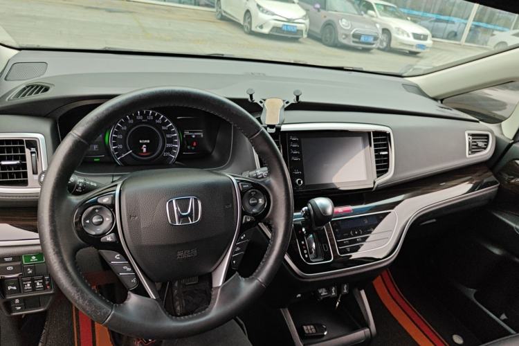 Used Honda Odyssey 2019 2.0L Rui-Zunxiang Edition Center Console