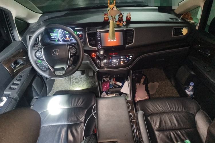 Used Honda Odyssey 2019 2.0L Rui·Smart Edition Center Console