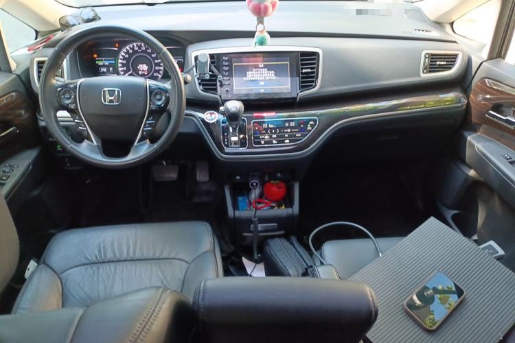 Used Honda Odyssey 2019 2.0L Rui·Zhi Zhen Edition Center Console