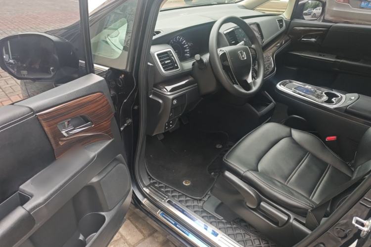 Used Honda Odyssey 2019 2.0L Rui·Comfort Edition Driver Seat