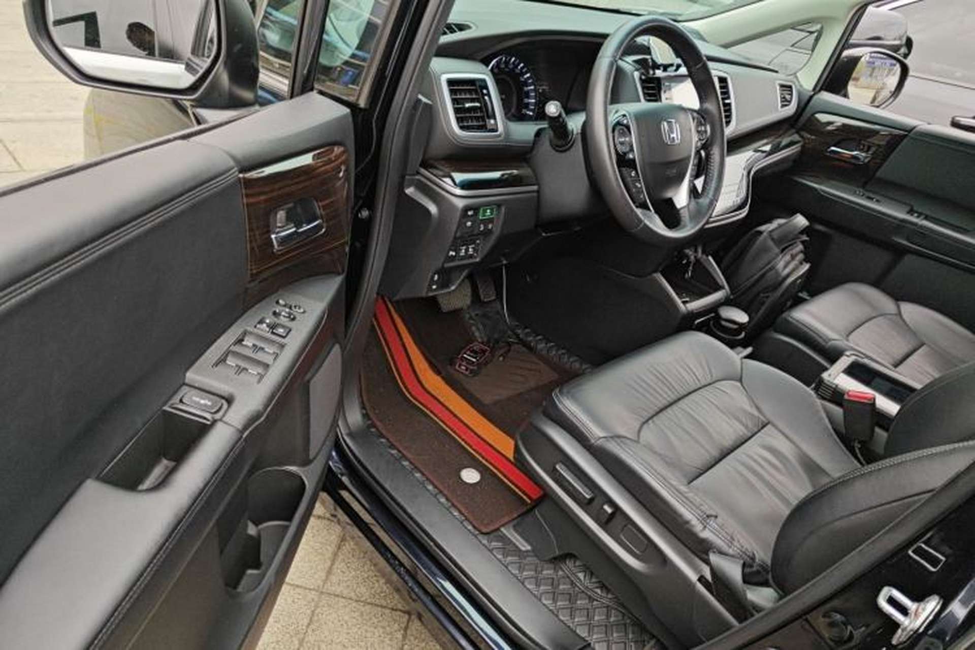 Used Honda Odyssey 2019 2.0L Rui-Zunxiang Edition Driver Seat