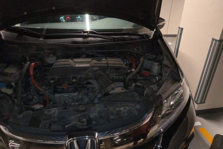 Used Honda Odyssey 2019 2.0L Rui·Comfort Edition Engine Bay Left