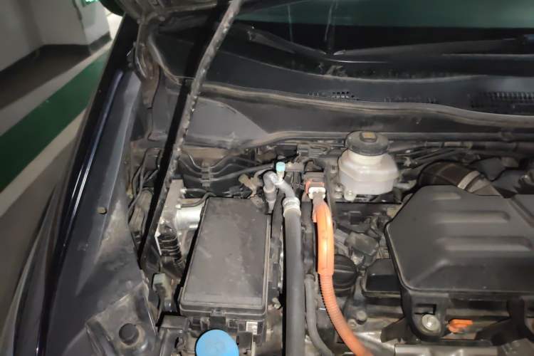 Used Honda Odyssey 2019 2.0L Rui-Zunxiang Edition Engine Bay Right
