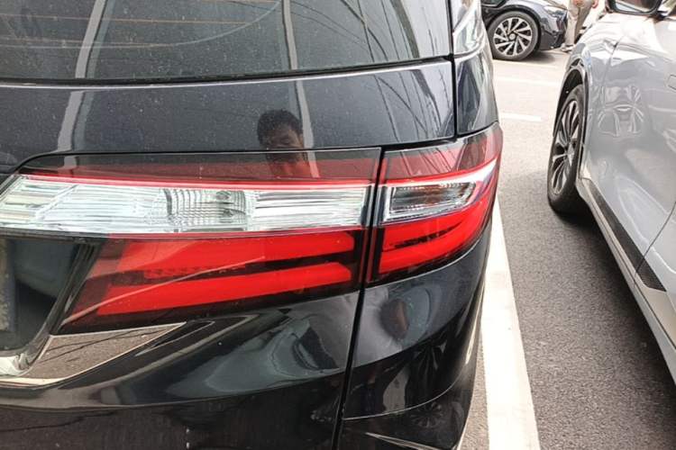 Used Honda Odyssey 2019 2.0L Rui·Smart Edition Exterior 3