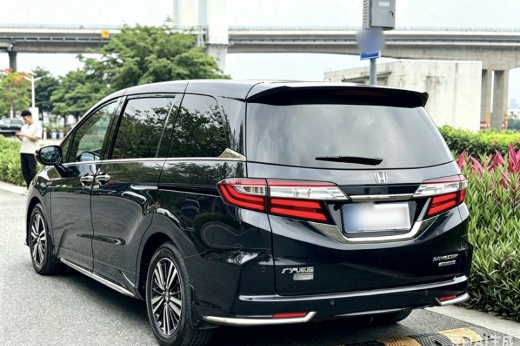 Used Honda Odyssey 2019 2.0L Rui·Zhi Zhen Edition Exterior 5