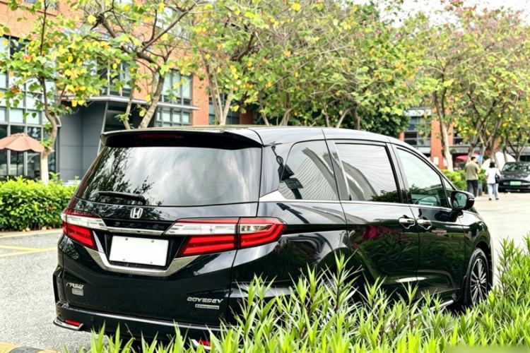 Used Honda Odyssey 2019 2.0L Rui·Zhi Zhen Edition Exterior 6