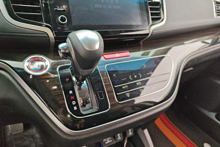 Used Honda Odyssey 2019 2.0L Rui-Zunxiang Edition Gear Lever