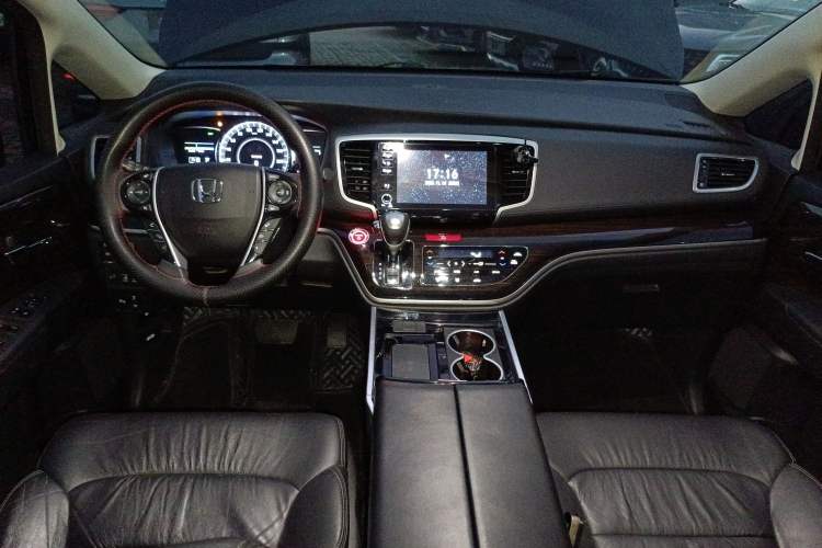 Used Honda Odyssey 2019 2.0L Rui·Smart Edition Interior 2