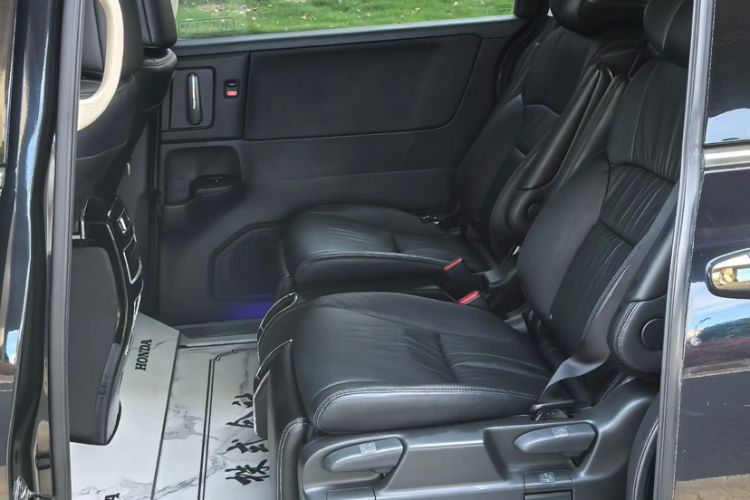 Used Honda Odyssey 2019 2.0L Rui·Smart Edition Interior 6