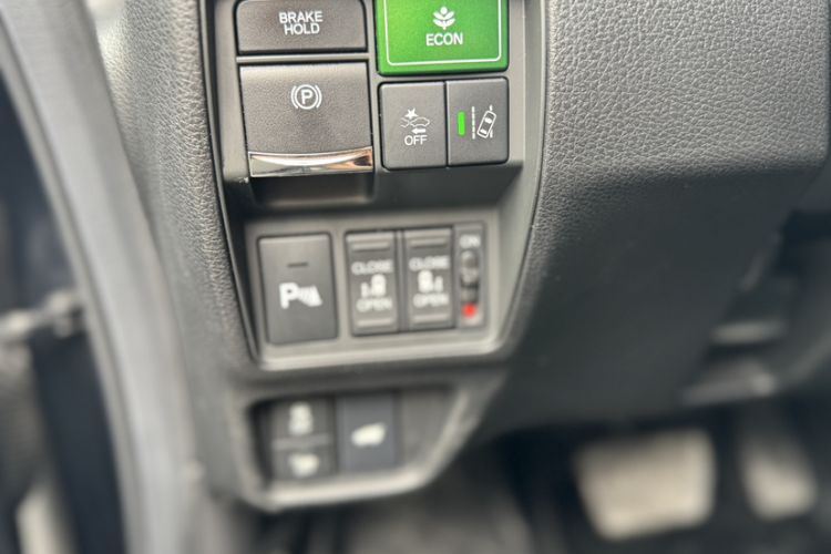 Used Honda Odyssey 2019 2.0L Rui·Zhi Zhen Edition Interior 6
