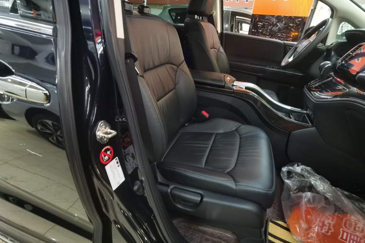 Used Honda Odyssey 2019 2.0L Rui·Smart Edition Interior 7
