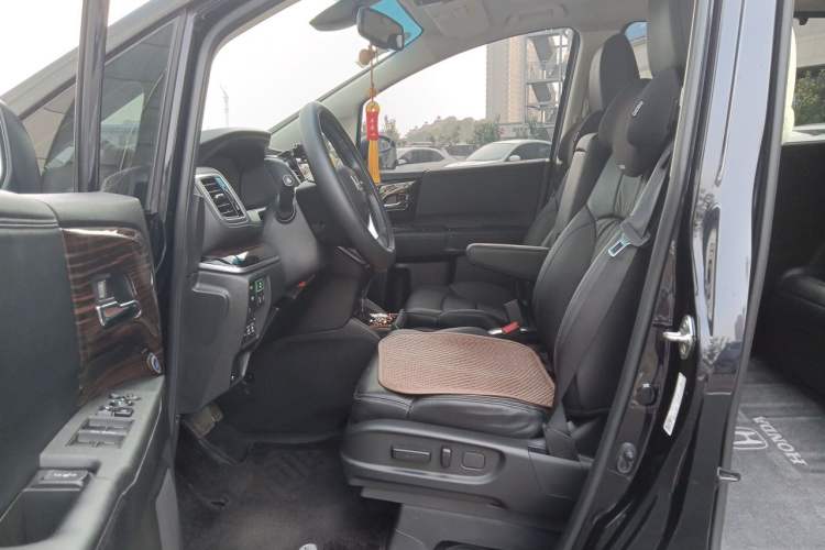 Used Honda Odyssey 2019 2.0L Rui·Zhi Zhen Edition Left Front Seat