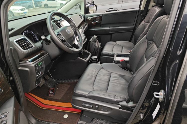 Used Honda Odyssey 2019 2.0L Rui-Zunxiang Edition Left Front Seat