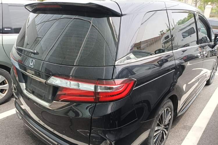 Used Honda Odyssey 2019 2.0L Rui·Smart Edition Rear Right 45 Deg
