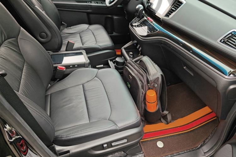 Used Honda Odyssey 2019 2.0L Rui-Zunxiang Edition Right Front Seat