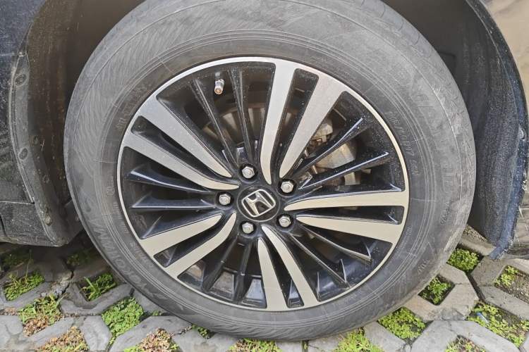 Used Honda Odyssey 2019 2.0L Rui·Smart Edition Right Front Wheel Hub