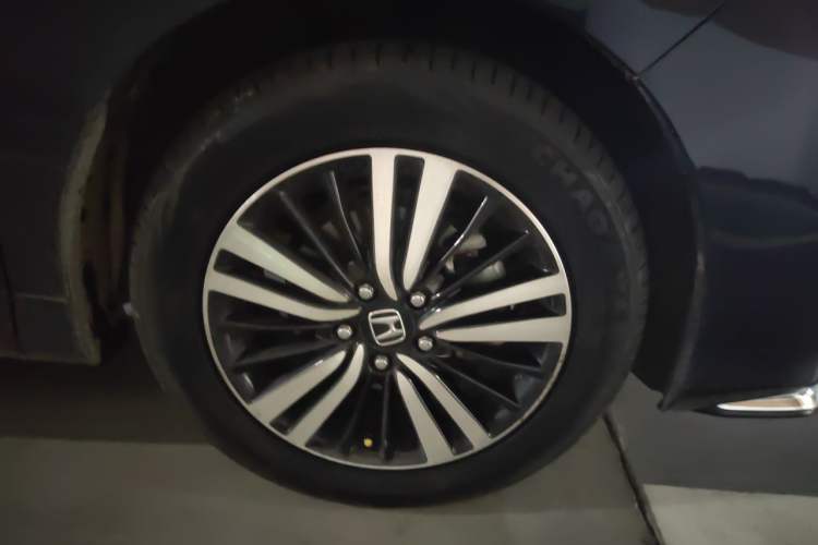 Used Honda Odyssey 2019 2.0L Rui-Zunxiang Edition Right Front Wheel Hub
