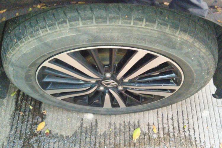 Used Honda Odyssey 2019 2.0L Rui·Supreme Edition Right Front Wheel Hub
