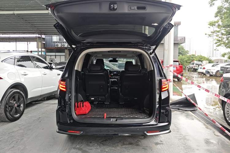 Used Honda Odyssey 2019 2.0L Rui·Zhi Zhen Edition Trunk