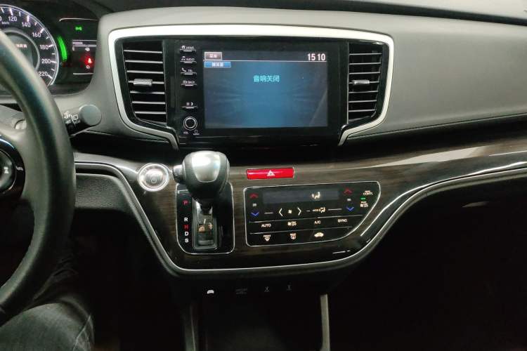 Used Honda Odyssey 2019 2.0L Rui-Zunxiang Edition Audio And AC Panel