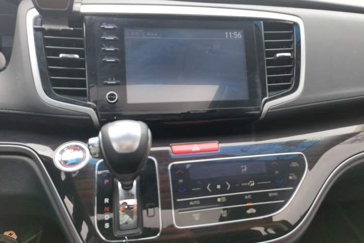 Used Honda Odyssey 2019 2.0L Rui·Smart Edition Audio And AC Panel
