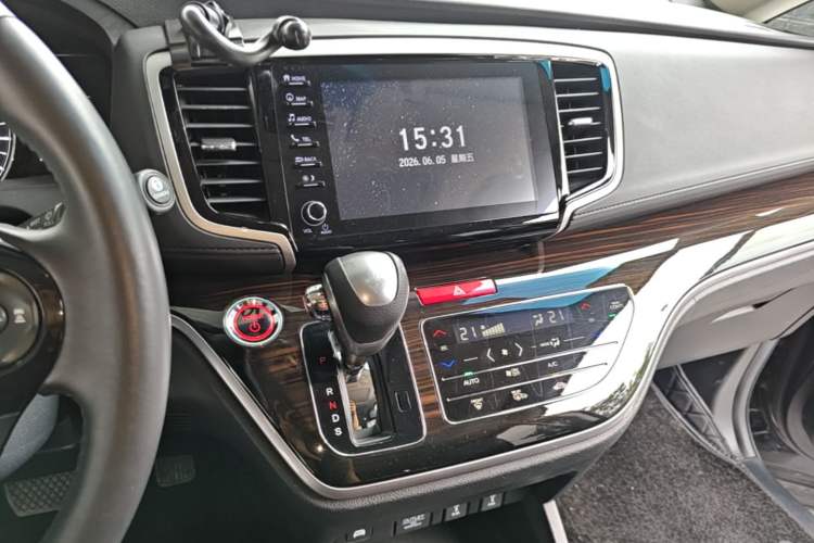Used Honda Odyssey 2019 2.0L Rui·Zhi Zhen Edition Audio And AC Panel