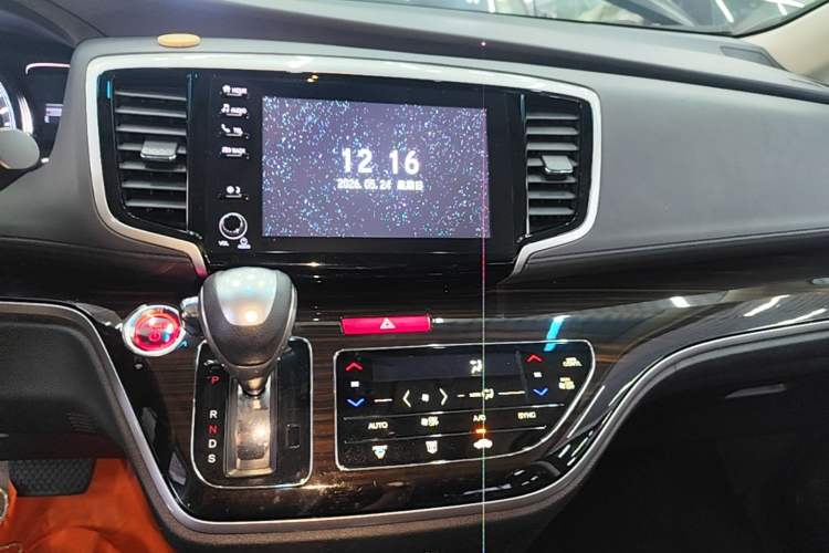 Used Honda Odyssey 2019 2.0L Rui·Smart Edition Audio And AC Panel