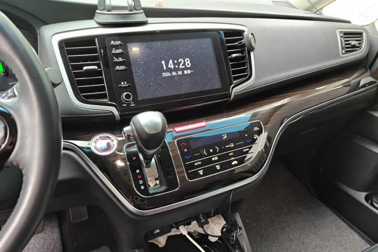 Used Honda Odyssey 2019 2.0L Rui·Smart Edition Audio And AC Panel