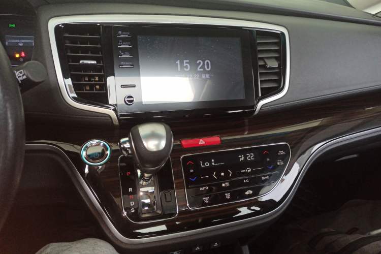 Used Honda Odyssey 2019 2.0L Rui-Zunxiang Edition Audio And AC Panel