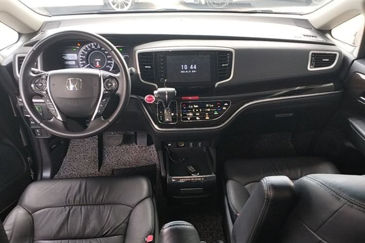 Used Honda Odyssey 2019 2.0L Rui·Zhi Zhen Edition Center Console