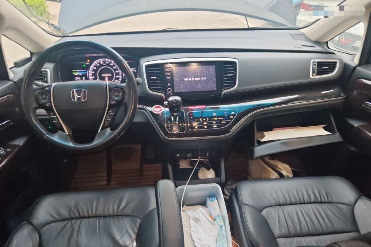Used Honda Odyssey 2019 2.0L Rui-Zunxiang Edition Center Console