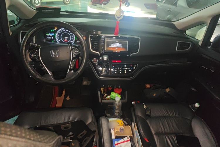 Used Honda Odyssey 2019 2.0L Rui-Zunxiang Edition Center Console