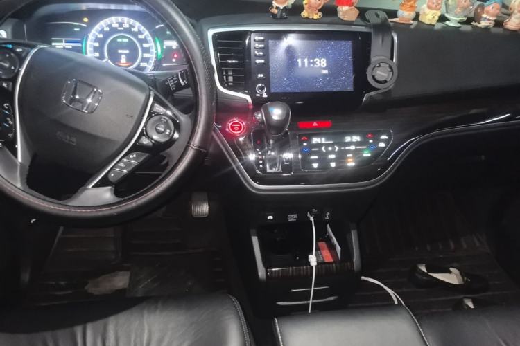 Used Honda Odyssey 2019 2.0L Rui-Zunxiang Edition Center Console