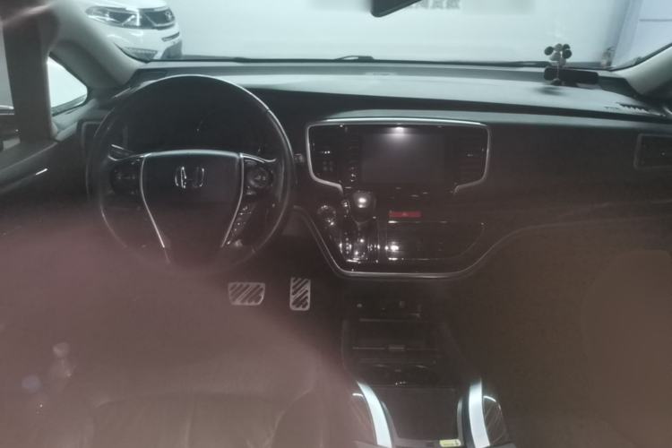 Used Honda Odyssey 2019 2.0L Rui·Zhi Zhen Edition Center Console