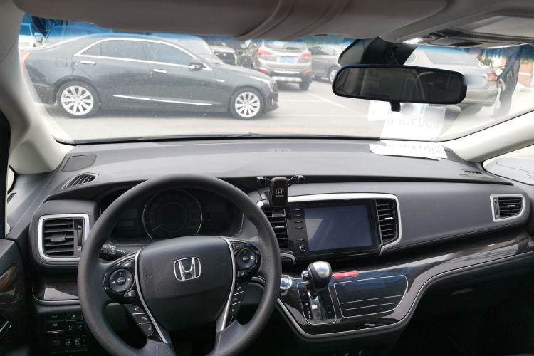 Used Honda Odyssey 2019 2.0L Rui·Smart Edition Center Console