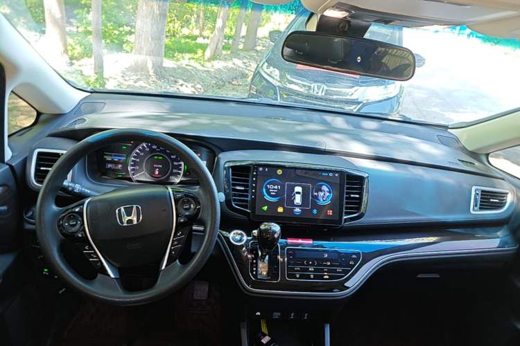 Used Honda Odyssey 2019 2.0L Rui·Smart Edition Center Console