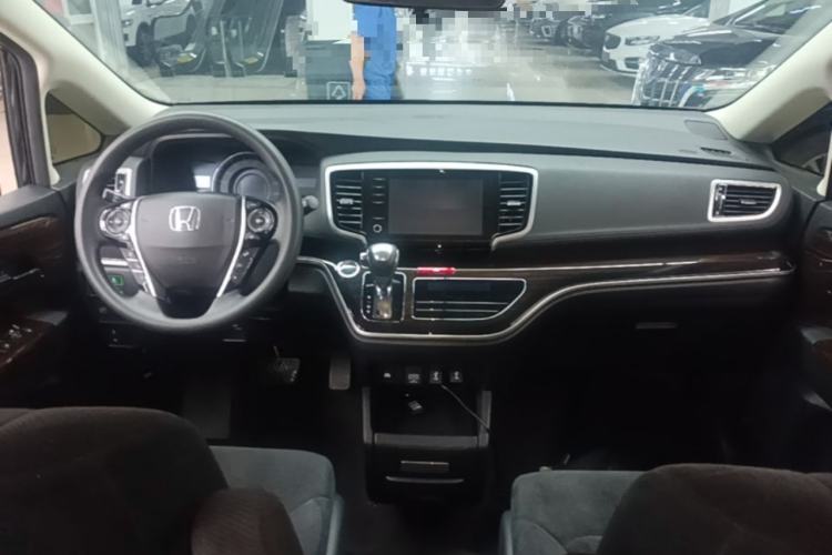 Used Honda Odyssey 2019 2.0L Rui-Changxiang Edition Center Console