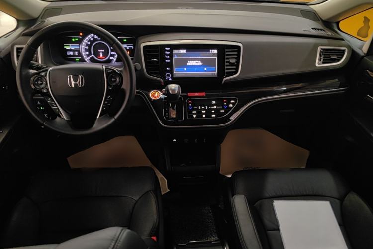 Used Honda Odyssey 2019 2.0L Rui-Zunxiang Edition Center Console