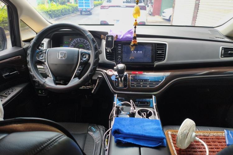 Used Honda Odyssey 2019 2.0L Rui·Smart Edition Center Console